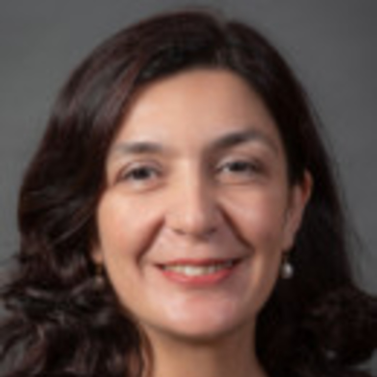 Emine Bayman